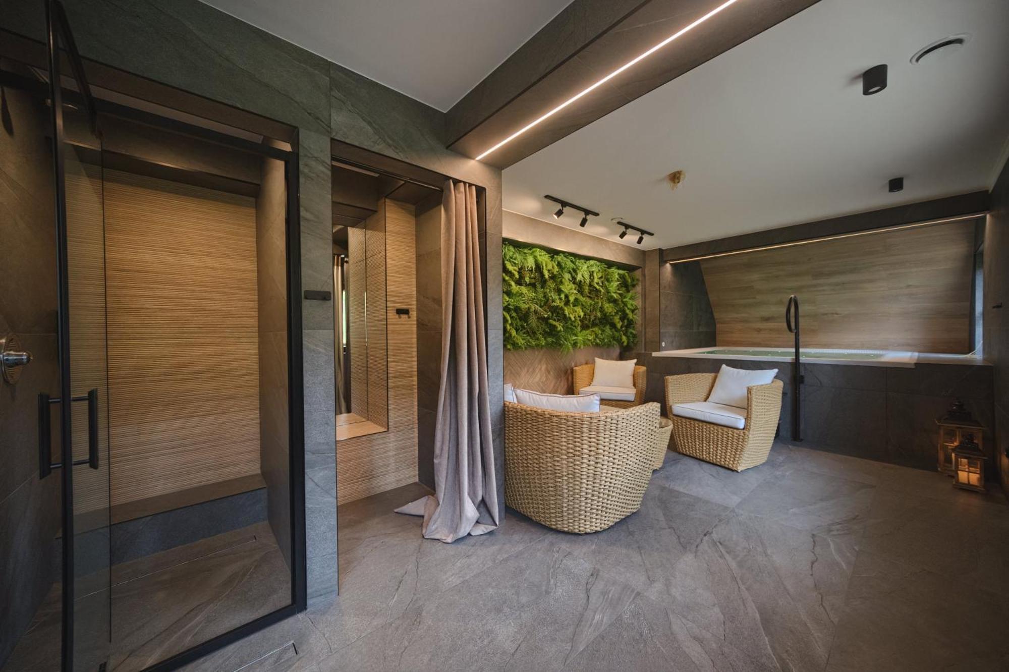 Pensjonat Litworowka Wellness&Spa بورونين المظهر الخارجي الصورة